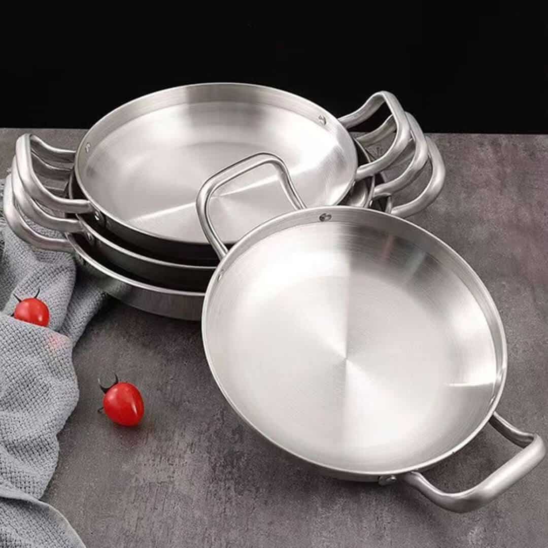 Alternative view of wow Cooking Pan