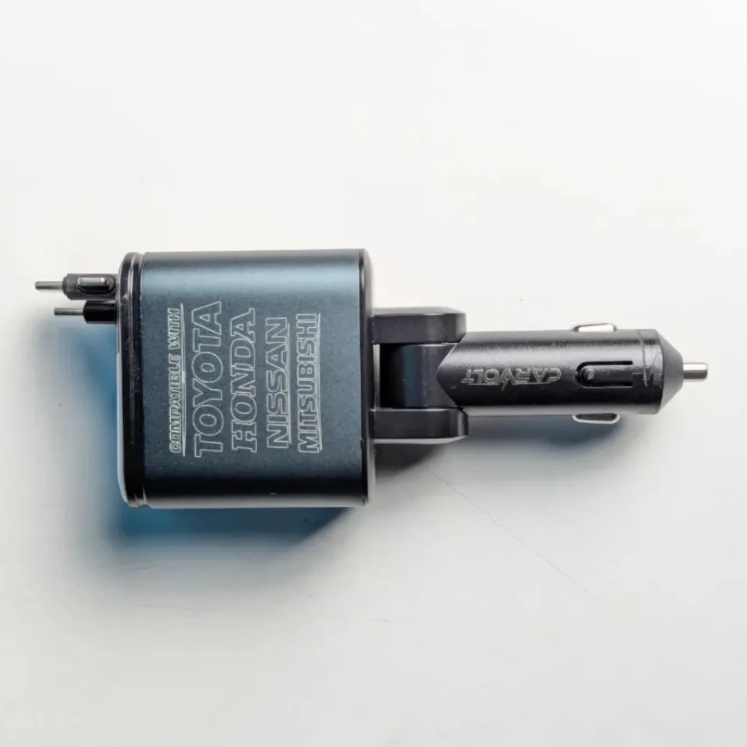 গাড়ির ড্যাশবোর্ডে কারভোল্ট