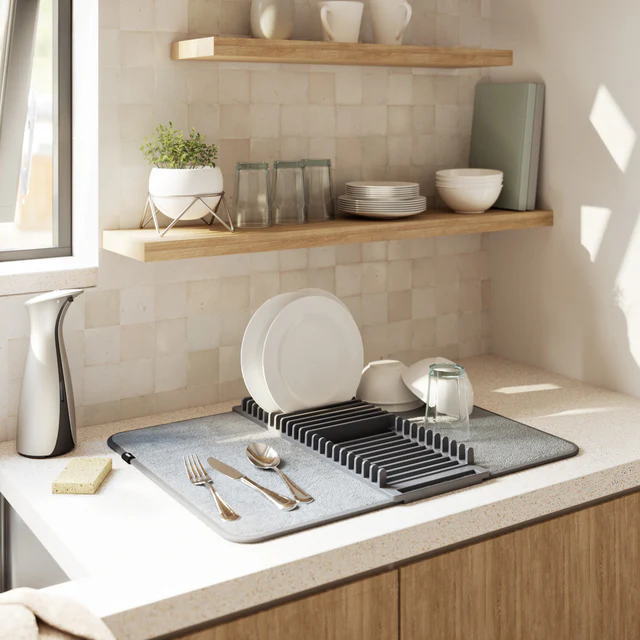 Plate Glass Drying Rack with Mat