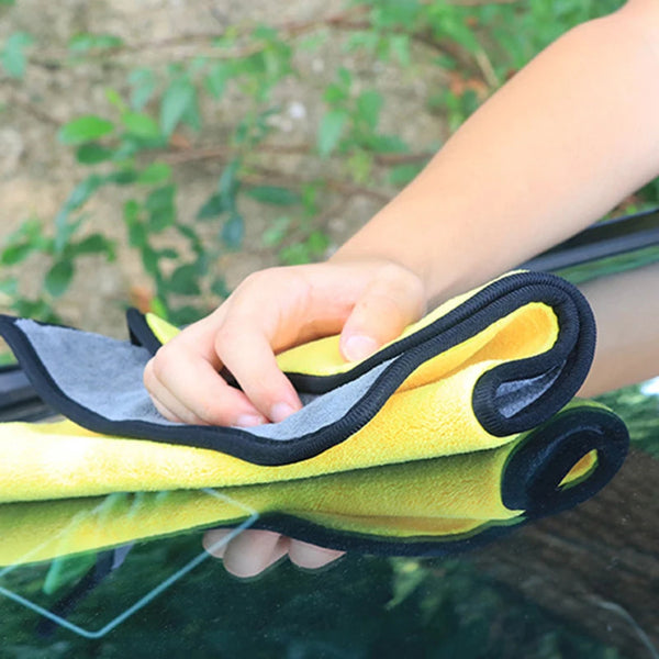 Premium Microfiber car cleaning towel